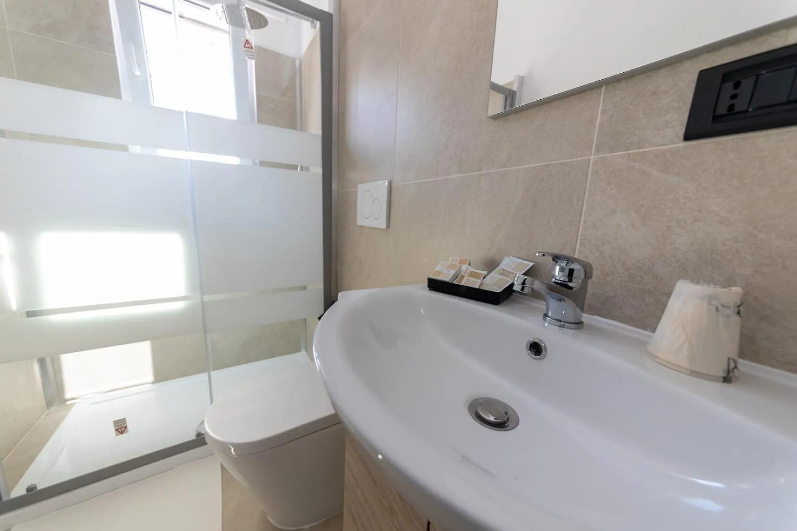 Hotel Principe 152 Bari Affittacamere